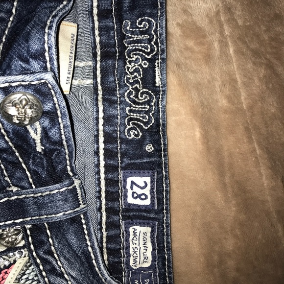 Same as new missme jeans - Picture 3 of 3